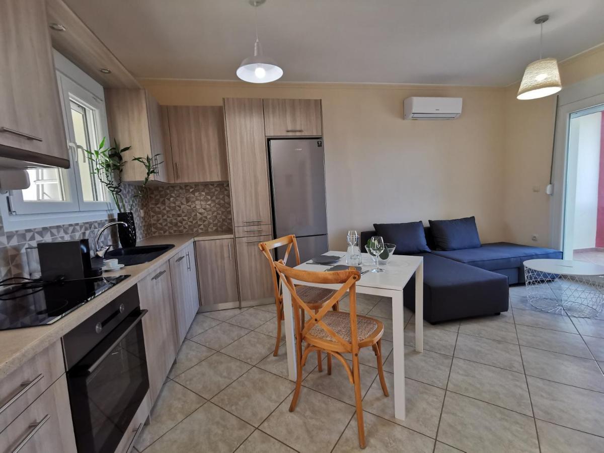 Marine Apartments Venetiko Paralia Agias Foteinis المظهر الخارجي الصورة