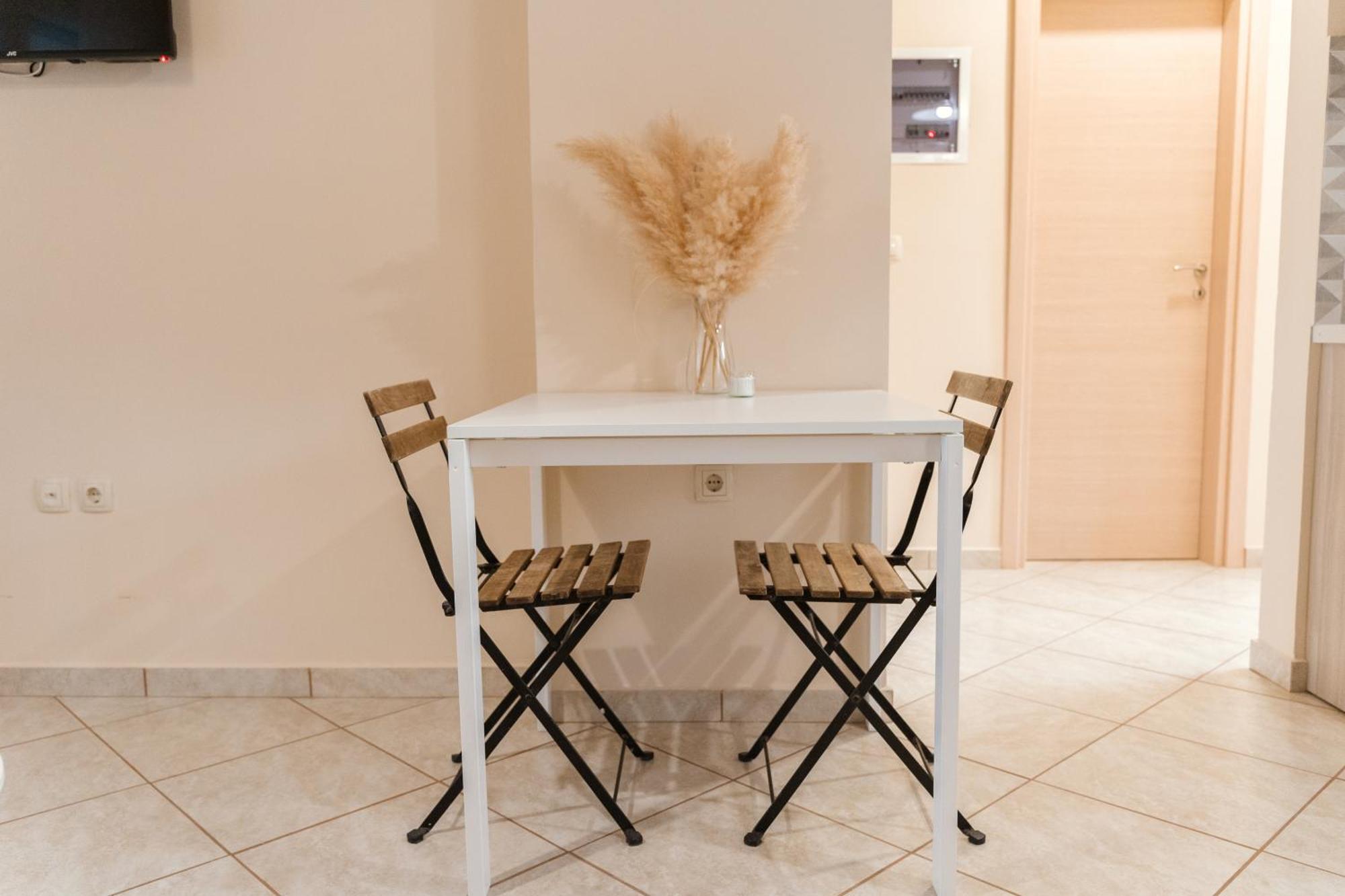 Marine Apartments Venetiko Paralia Agias Foteinis المظهر الخارجي الصورة